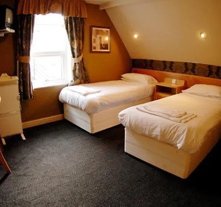 Konukevi The Westleigh *