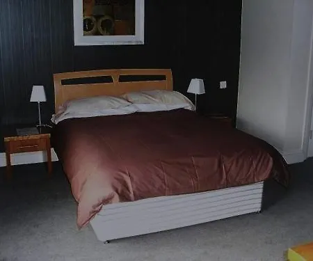 The Westleigh * Bradford (West Yorkshire)